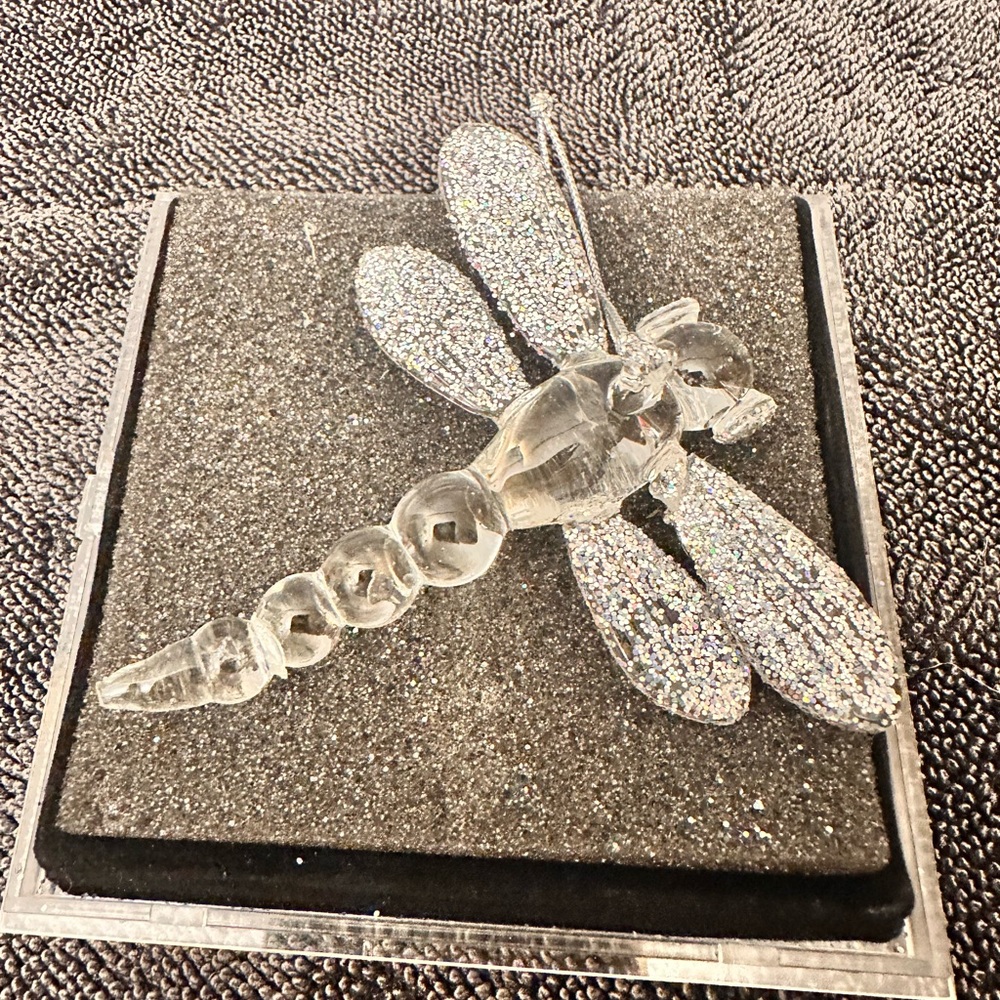 Unique Treasures Hand Spun Glass Dragonfly Ornament
